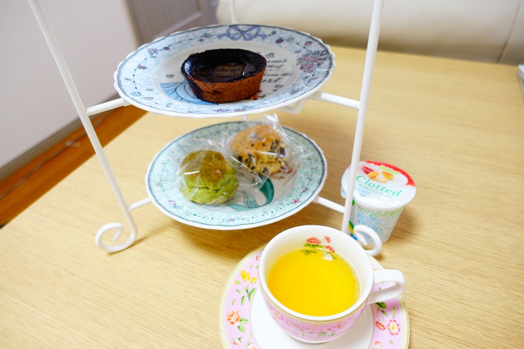 子どもがいても楽しめる「おうちアフタヌーンティー」♪楽天・Amazonで揃える、安くて手軽なスタンド&スコーン