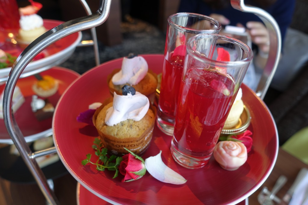 京王プラザホテルの美女と野獣アフタヌーンティー(ディズニー風)